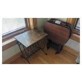 4 TV tables w/stand and lamp table