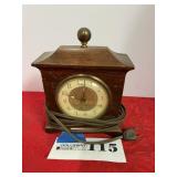 Small Seth Thomas electric clock