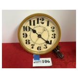 Round Tradition electric clock