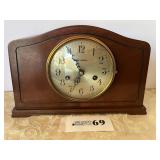 1953 Herschede Tambour mantel clock, 23'
