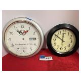 2 Quartz clocks