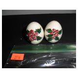 Floral Design Salt and Pepper Shakers