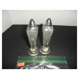 Lighbulb Glass Salt and Pepper Shakers
