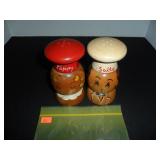 Man & Women with hats Salt and Pepper Shakers