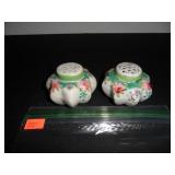 Pink flowers with green shades Salt and Pepper