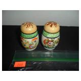 Vintage Flower Salt and Pepper Shakers
