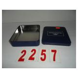 Dockers Metal Tin
