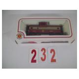 Bachmann 36 ft Erie & Lakawana Caboose
