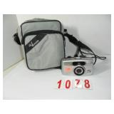 Pentax Iqzoom 115v 35 MM camera with bag