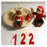 P0124 Santa's Elves Saucerlite