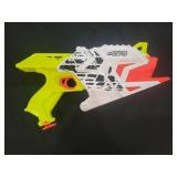 Buzz Bee Toys Gunb Jaguar (Nerf Gun compatible)