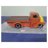 Jada Toys 1952 Chevy COE Flatbed Die-Cast
