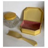 BAKELITE DRESSER SET-CREAM JAR -SHOE SPOON