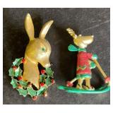 2-CHRISTMAS REINDEER LADIES BROOCHES