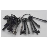 LOT OF SKELETON KEYS