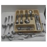ONEIDA STAINLESS SILVERWARE MICHELANGELO AND