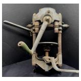 VINTAGE  HOME CANNING/SEALER HAND CRANK