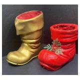 VTG CHRISTMAS BOOTS ONE PLASTIC ONE PAPIER-Mï¿½CHï¿½
