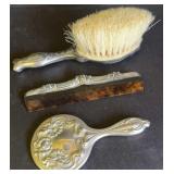 VTG CHIKDS DRESSER SER-COMB-MIRROR-BRUSH