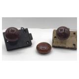 VTG DOOR KNOBS AND LOCKS