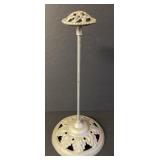 VTG METAL HAT STAND
