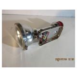 Light (mounts on a battery)