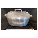 Magnalite USA 16-Inch Roaster w/ Lid