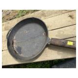 14-Inch Lodge Cast Iron Skillet