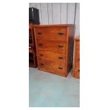 File Cabinet / Chest of Drawers 39.5 x 20.75 x