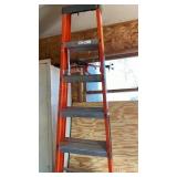 Louisville 6-Foot Fiberglass Ladder