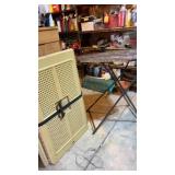 Folding Cage & Table