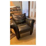 Natuzzi Reclining Chair w/ Cat Damage 41x37x35