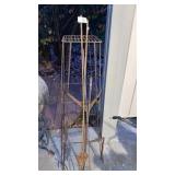 Garden Stands & Stakes