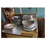 Mixing Bowls, Baking Pans, & Serving Trays