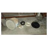 Three Vintage Ladies Hats & One Hat Box