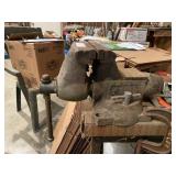 Bench Vise 9x18x6 Inch Jaw, Open 6.25 Inches