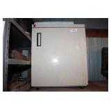 Metal 1 Door Cabinet 20x20x24