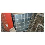 Metal Tank with Plastic Bladder, Gallons Unknown