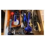 Kitchen Utensils & Knives