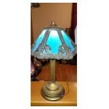 18-Inch 6-Panel Slag Glass Lamp