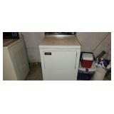 Magic Chef 20-lb. Capacity Electric Dryer 27 x 27