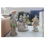 Figurines