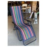 Folding Outdoor Lounge Chair