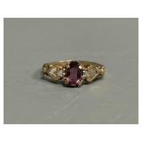 10K Gold Ring w/ Amethyst Stone
