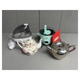 Assorted Kitchen Items