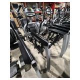 Cybex 610 Arc Trainer