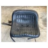 Pan/style tractor seat