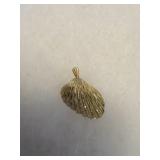 14 KT Shell Pendant 61.6 Grams