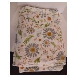 Twin White Floral Springtime Plush Throw Blanket