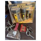 Flashlights With Pins Top Post Terminal